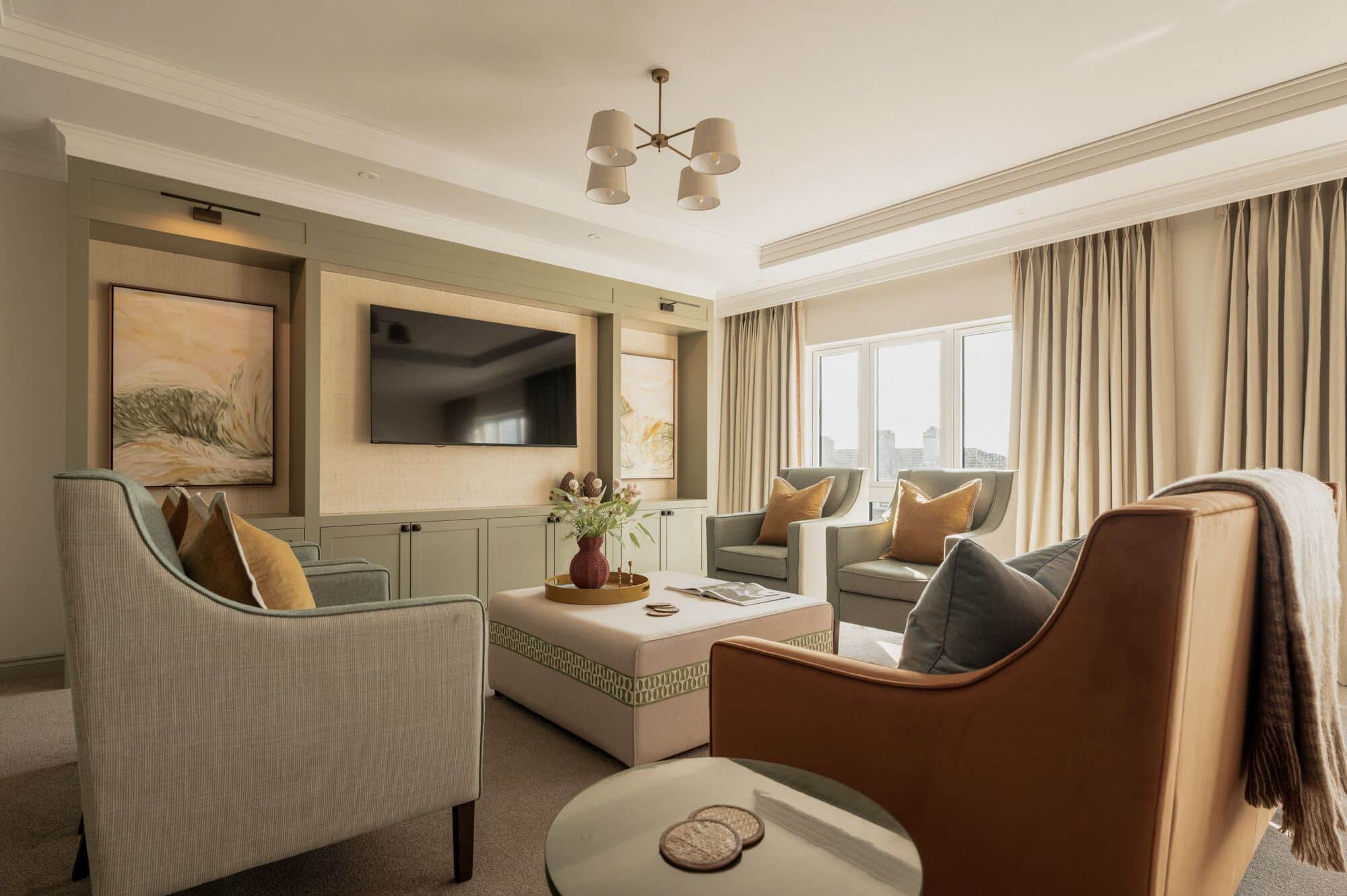 Elland Court – Lounges & Café Bar 5