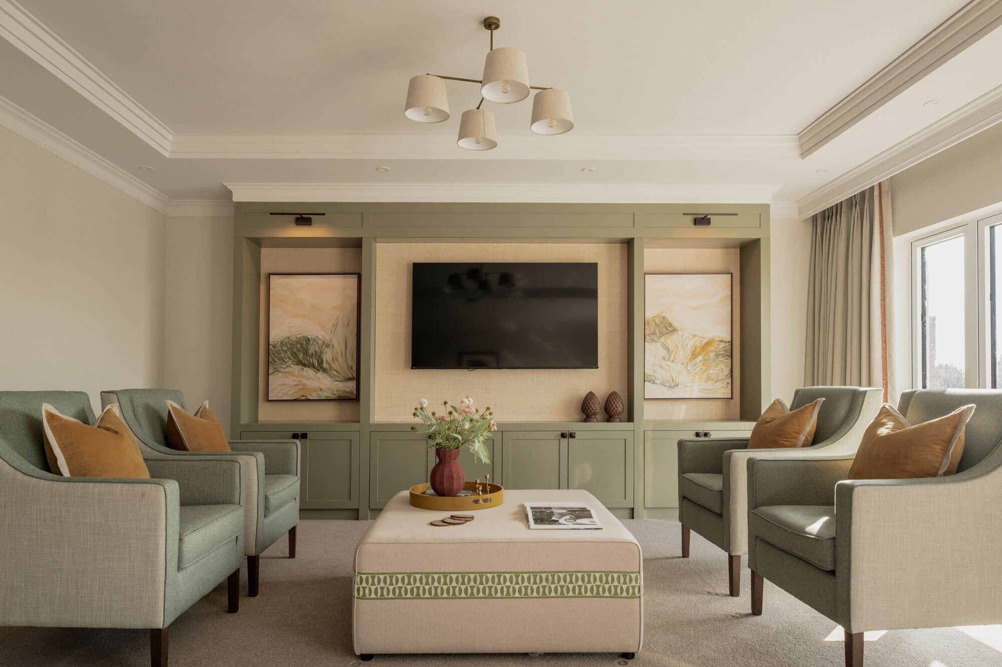 Elland Court – Lounges & Café Bar 6