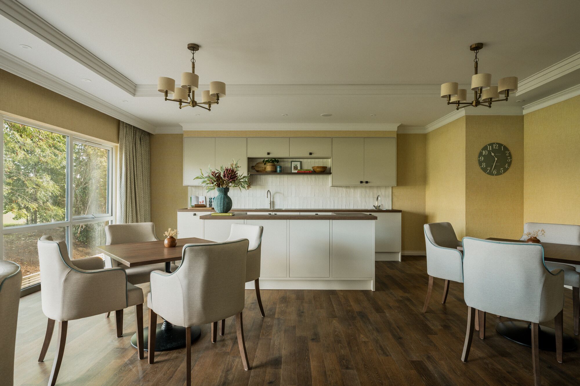 Elland Court – Restaurant & Dining 7