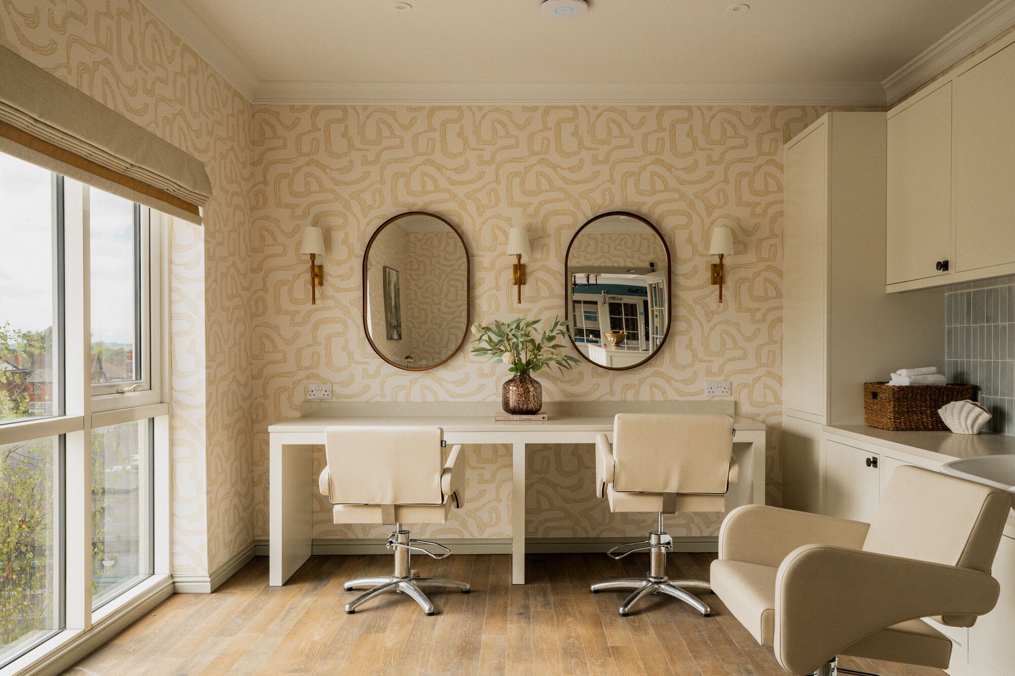 Elland Court – Salon 4